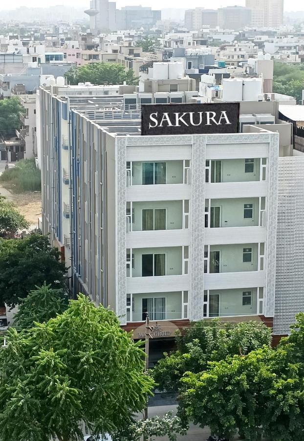 Hotel Sakura By Maps Gurgaon Exterior photo